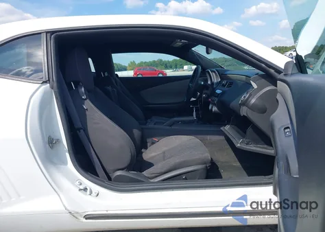 2011 Chevrolet Camaro 1Ls из США, поврежденный, VIN 2G1FE1ED3B9208467